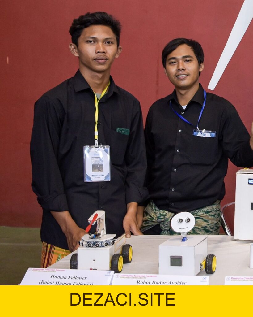 STUDENTS AND LECTURERS DEVELOP TECHNOLOGY RESEARCH AND CREATE VARIOUS TYPES OF ROBOTS – Center of Excellence - dezaci