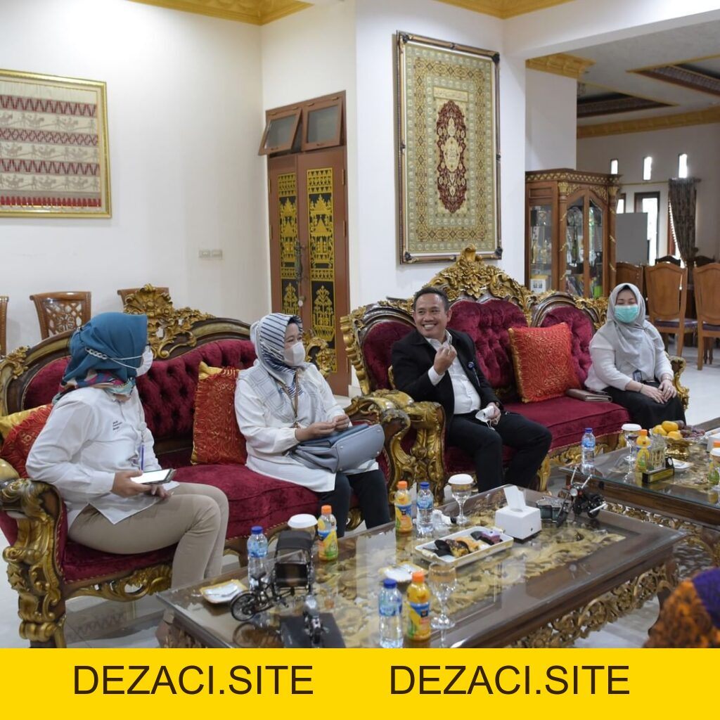Head of TVRI Lampung Herly Marjoni, MM., visited the Teknokrat University – Center of Excellence - dezaci
