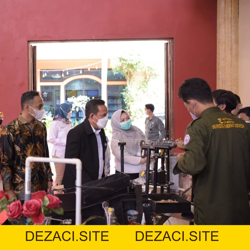Head of TVRI Lampung Herly Marjoni, MM., visited the Teknokrat University – Center of Excellence - dezaci