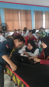 CoE Software Developement dan UKM Programming Teknokrat Goes To SMA N 1 Tanjung Raya Mesuji – Center of Excellence - dezaci